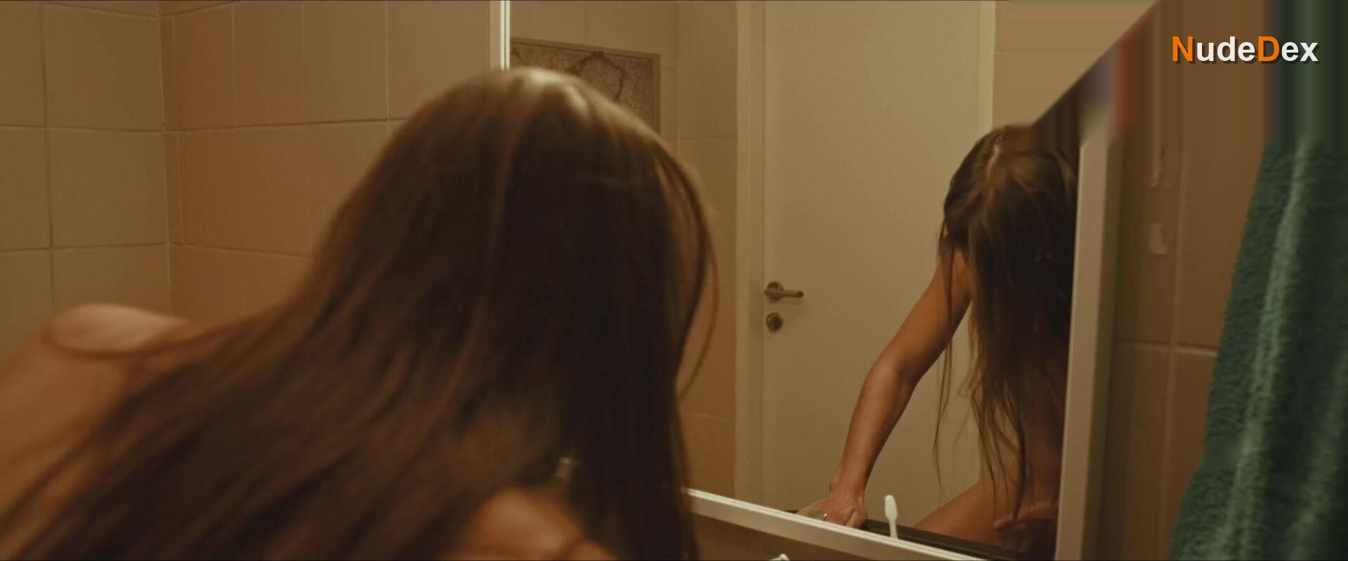 Nelida Martinez in Morgenmensch, photo 9