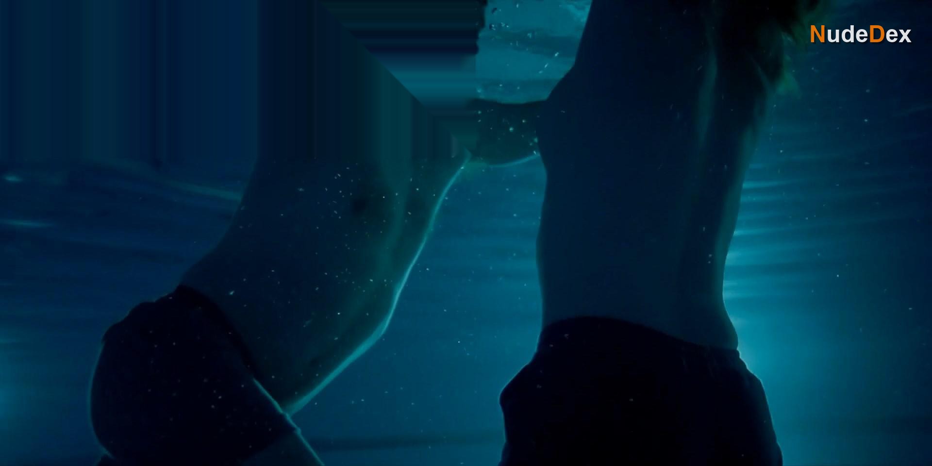 Niamh Algar in Motherfatherson, photo 1