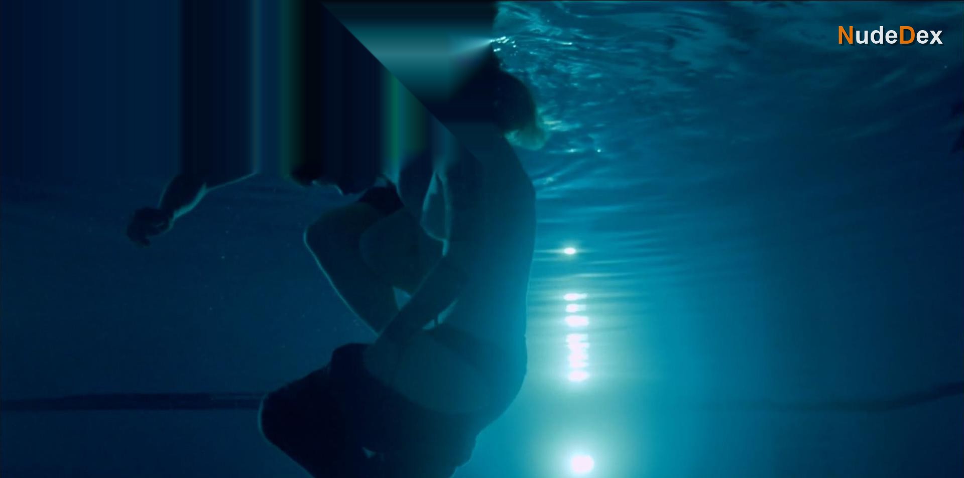 Niamh Algar in Motherfatherson, photo 11