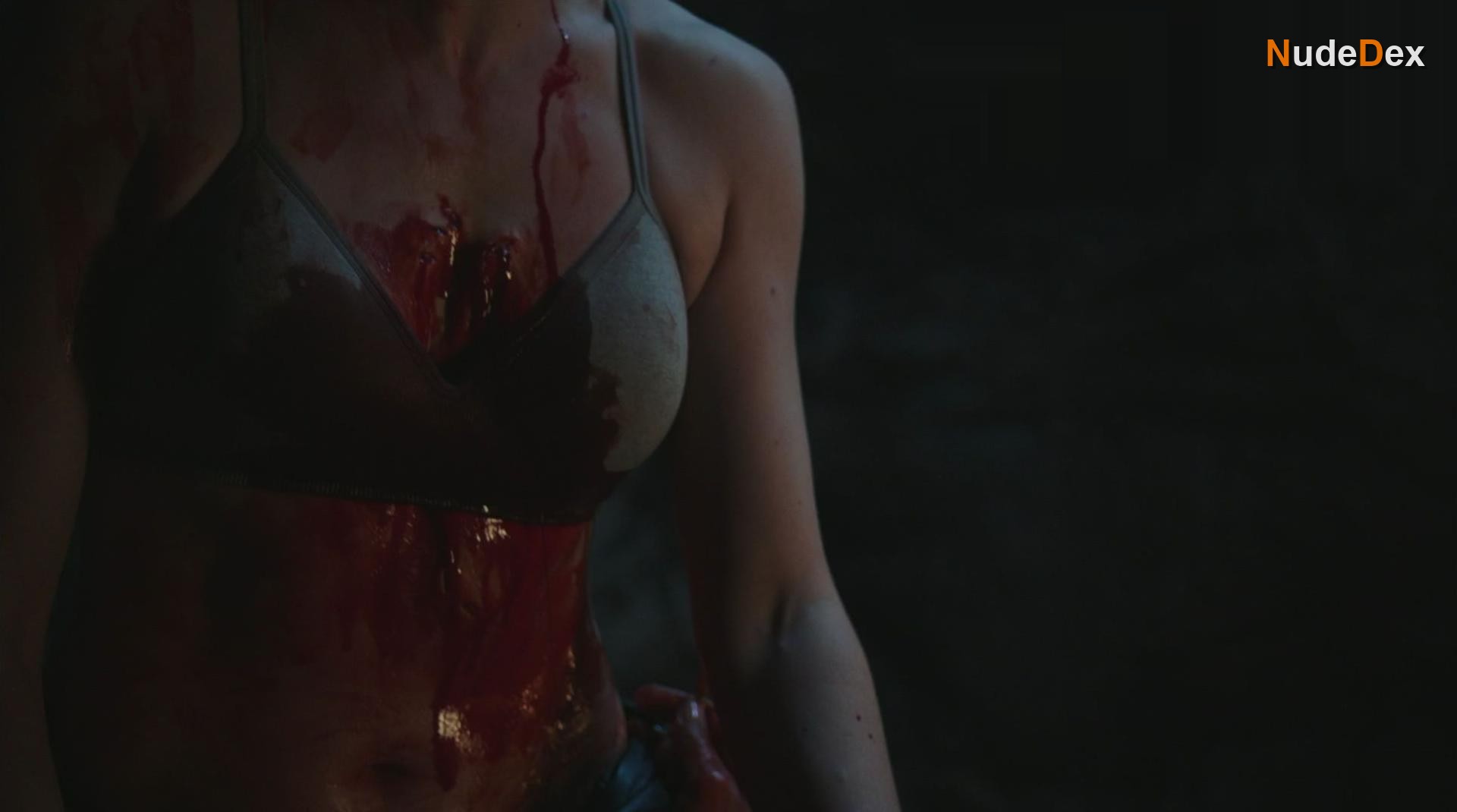 Niamh Algar in Raised By Wolves, photo 4