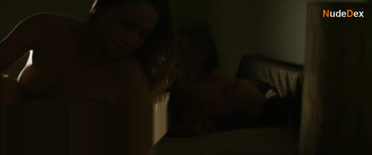 Niamh Algar in Without Name, photo 4