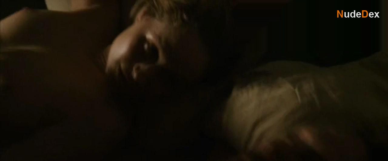 Niamh Algar in Without Name, photo 5