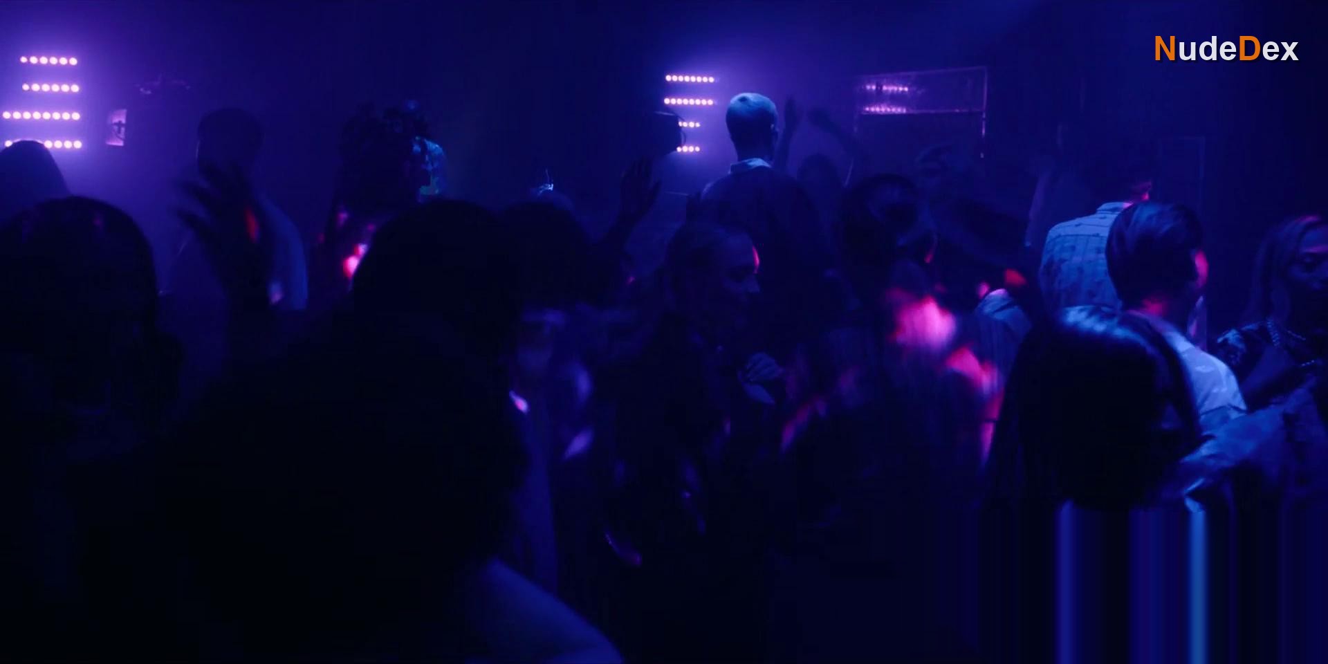 Everything Now in Everything Now, photo 13