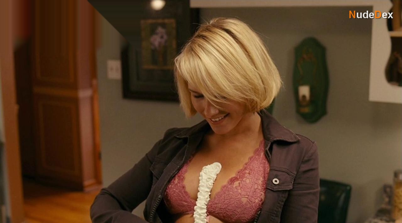 Nicky Whelan in Hollywood Wine, photo 5