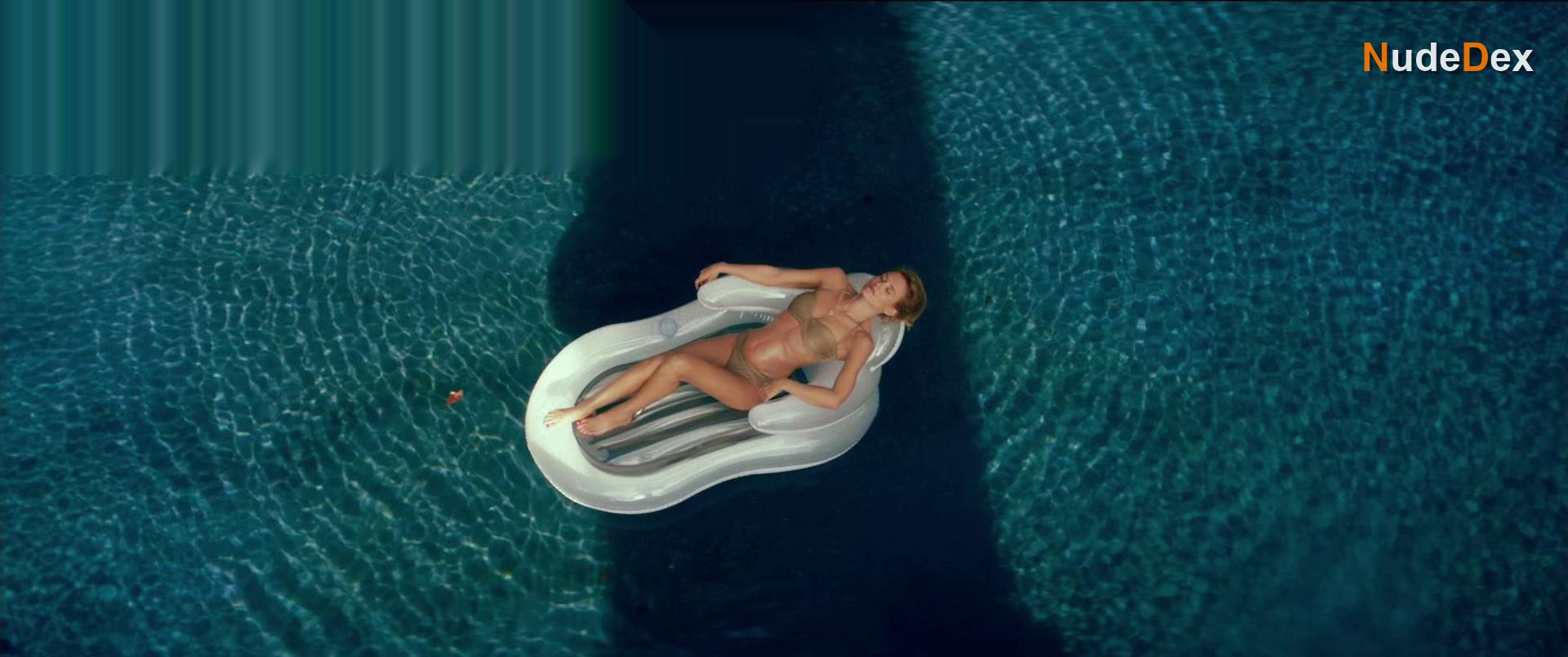 Nicky Whelan in Inconceivable, photo 11