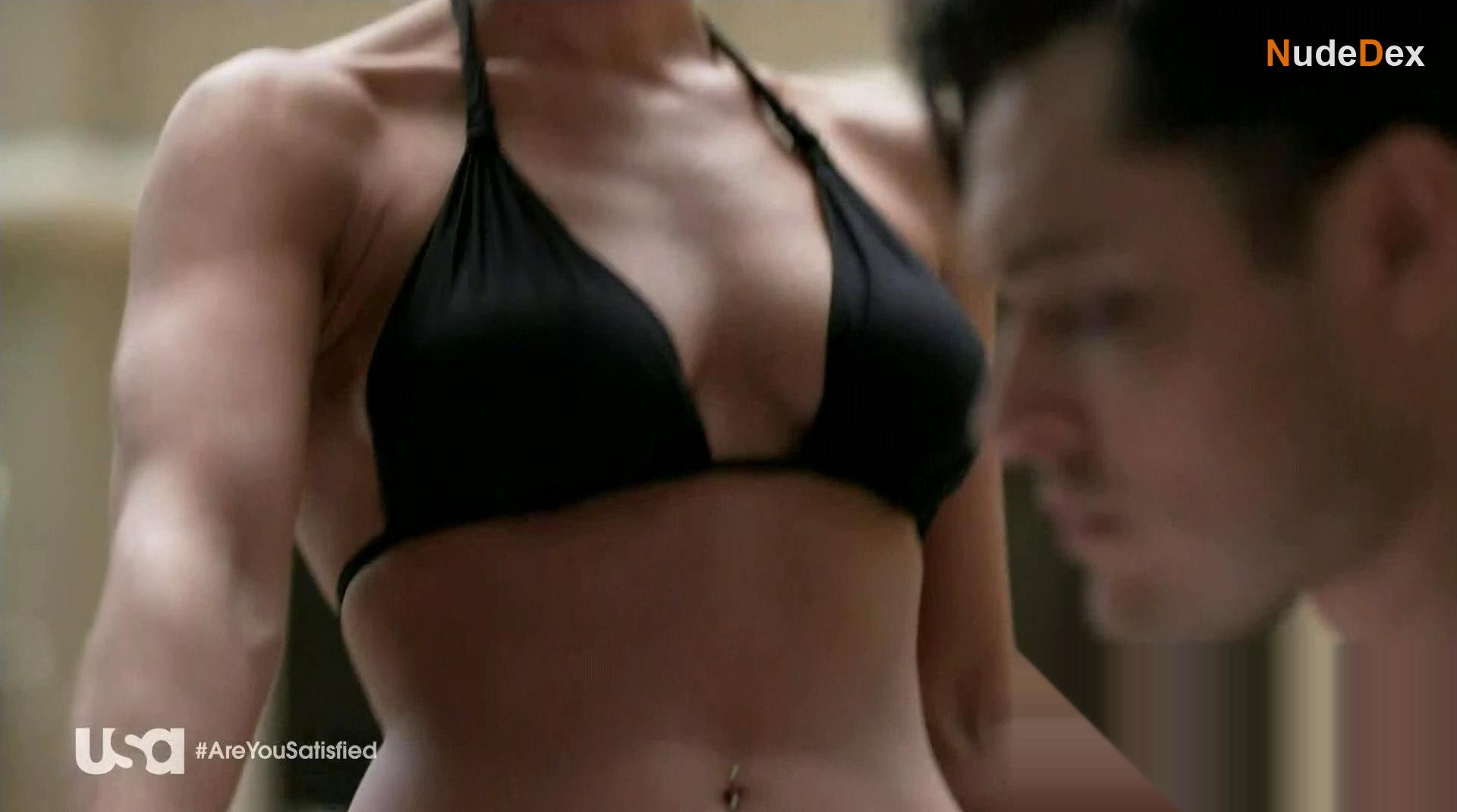 Nicky Whelan in Satisfaction, photo 5