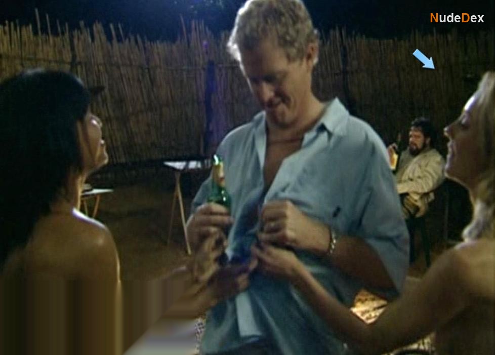 Nicola Hanekom in Snake Island, photo 1