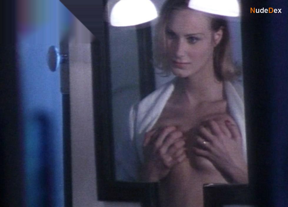 Nicola Warren in Love Passion, photo 13