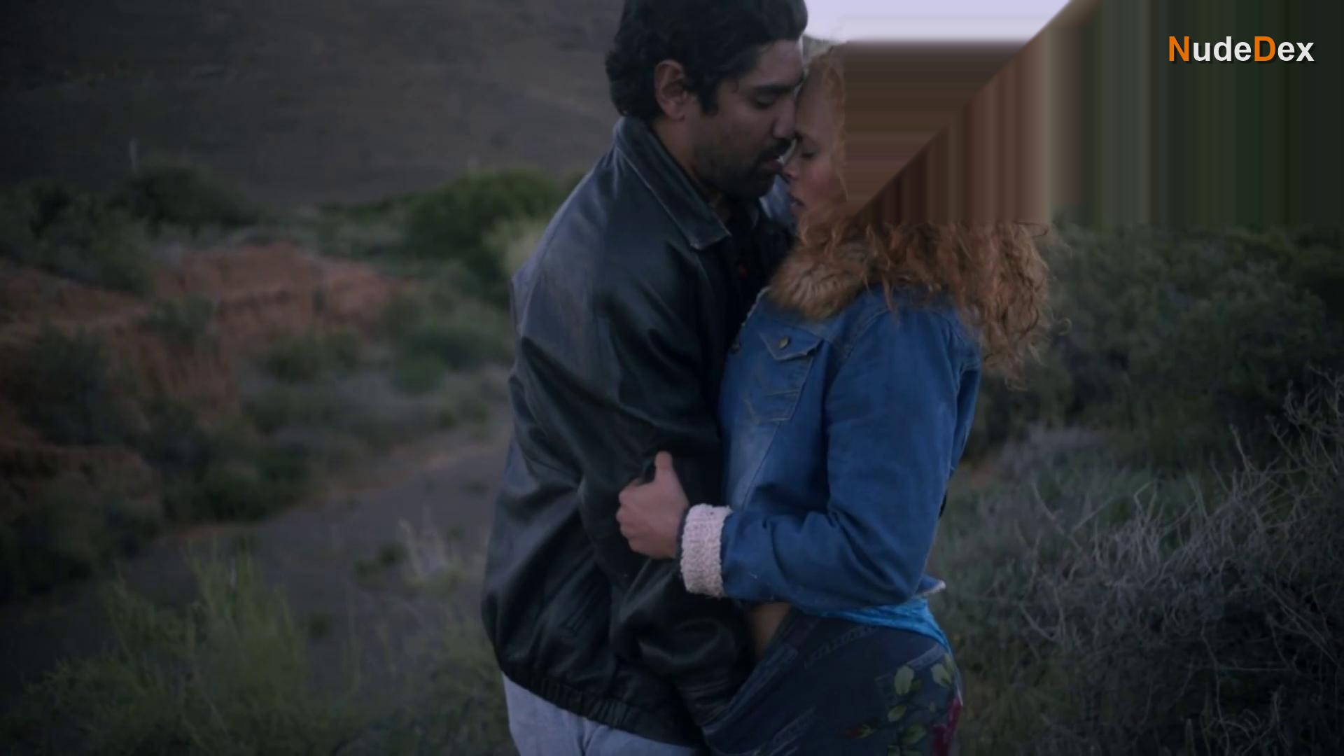 Nicole Fortuin in Flatland, photo 2
