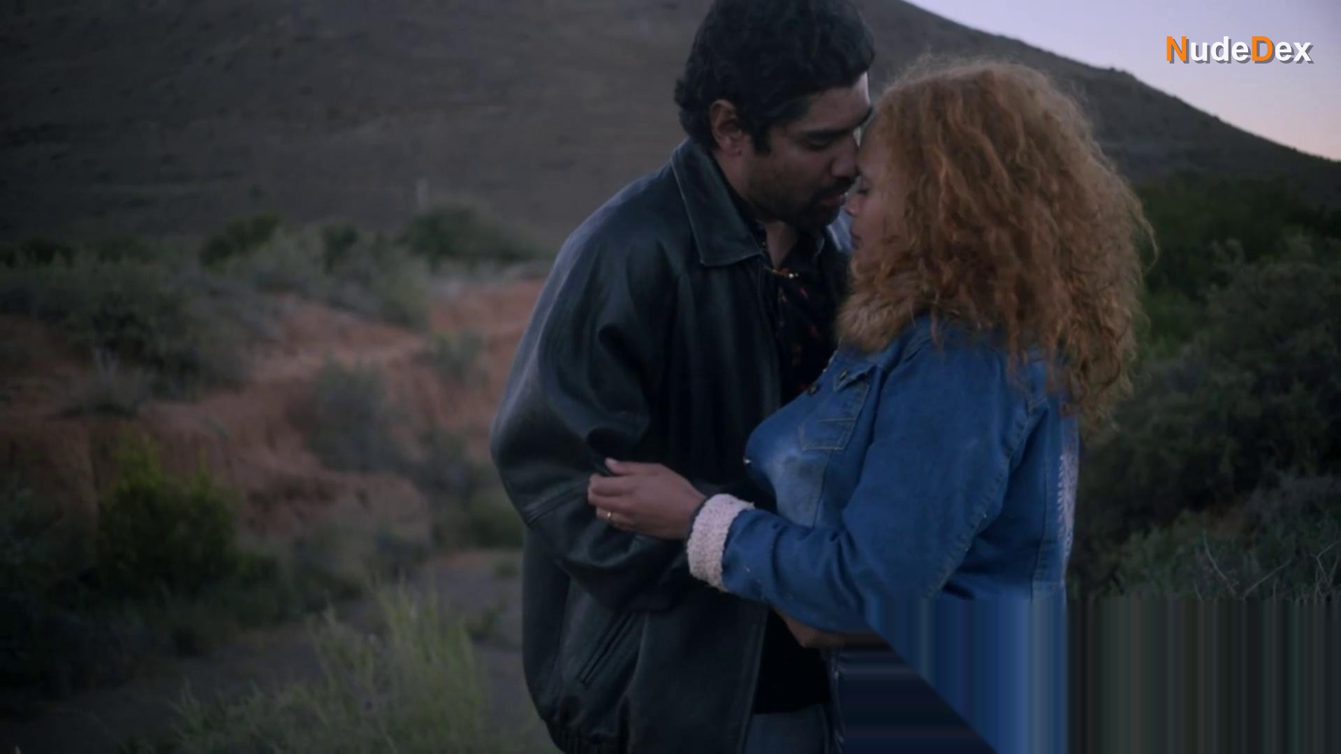 Nicole Fortuin in Flatland, photo 5