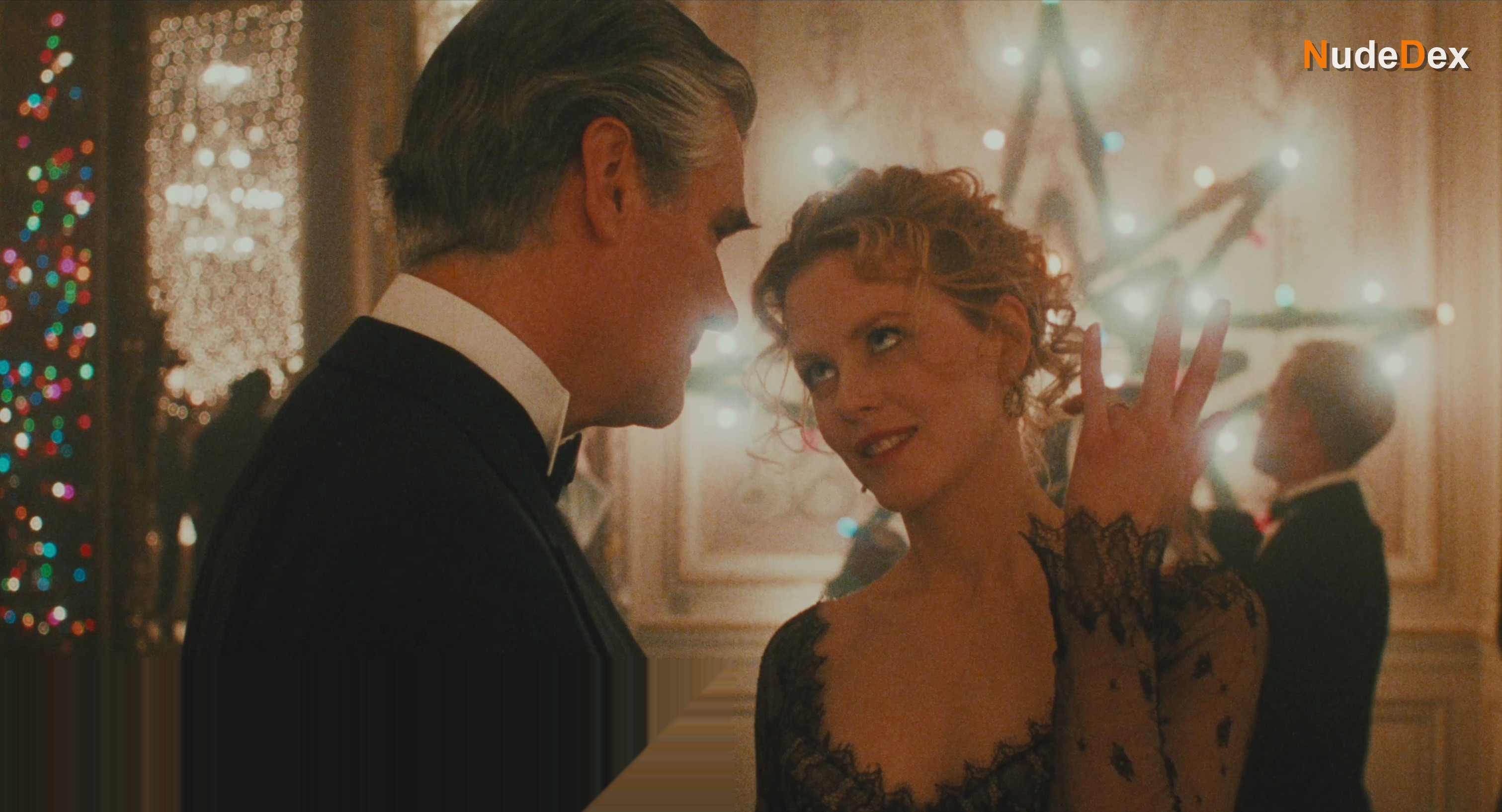 Nicole Kidman in Eyes Wide Shut, photo 3