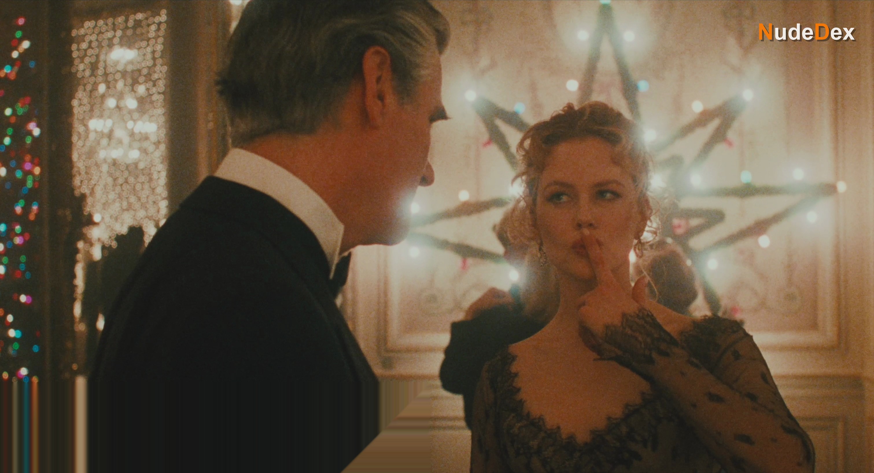 Nicole Kidman in Eyes Wide Shut, photo 12