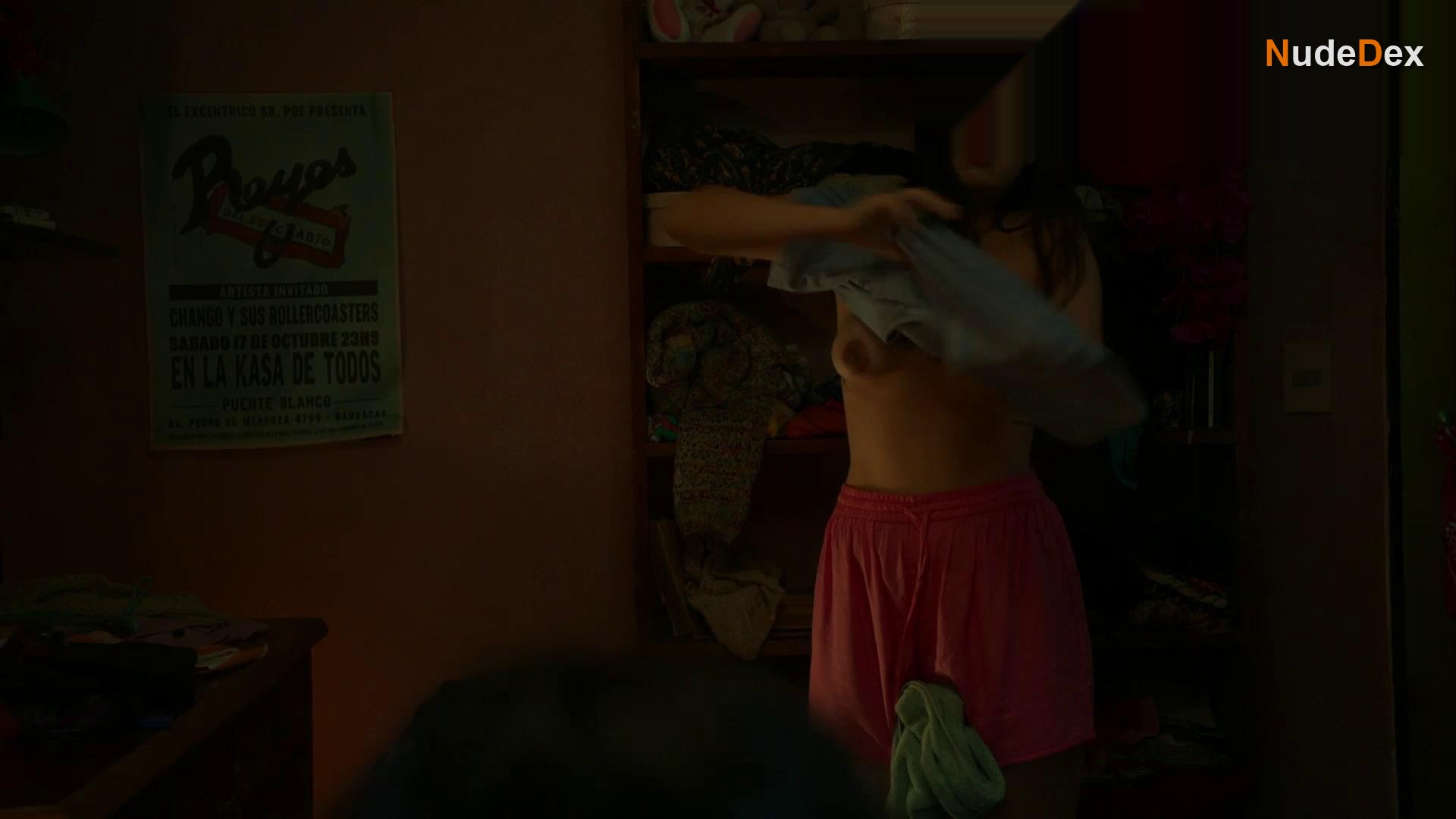 Nicole Mottchouk in Cromanon, photo 11