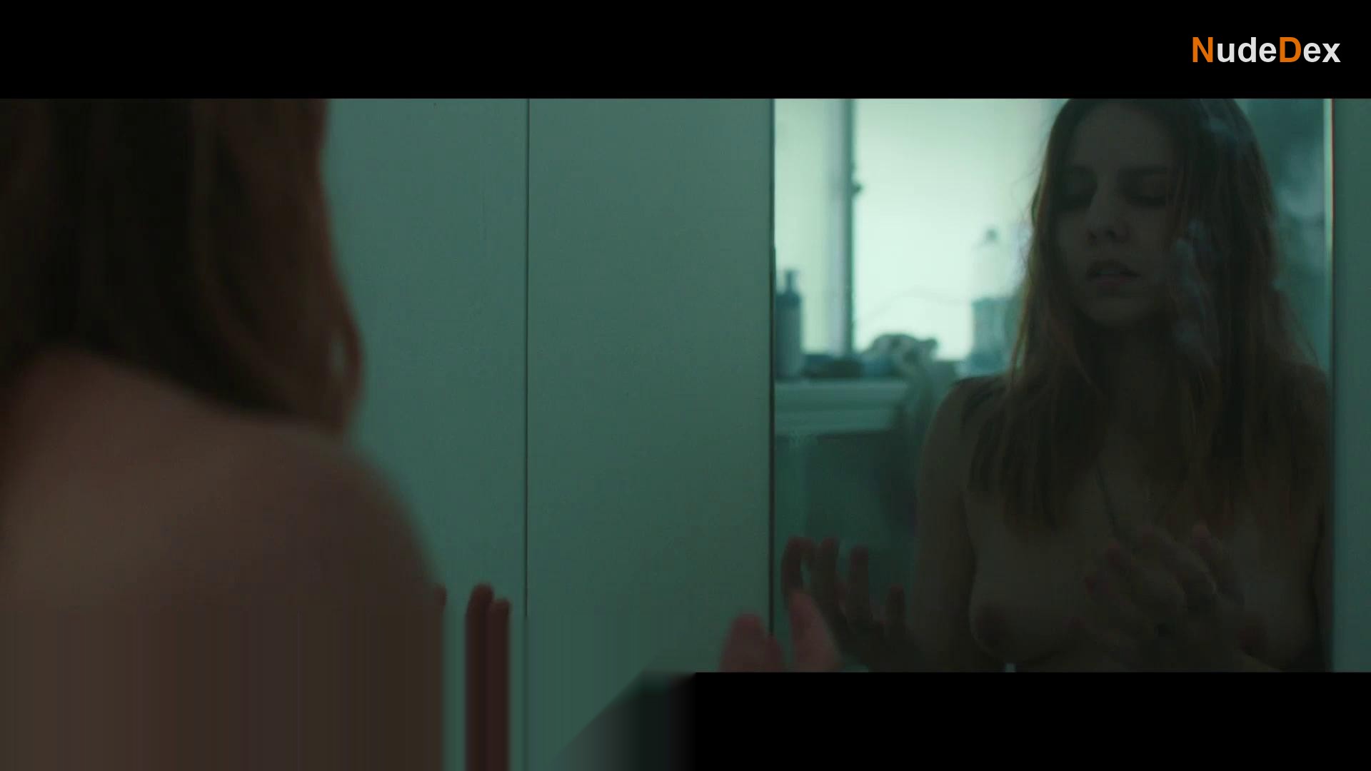 Nicole Pastor in Freelance, photo 14