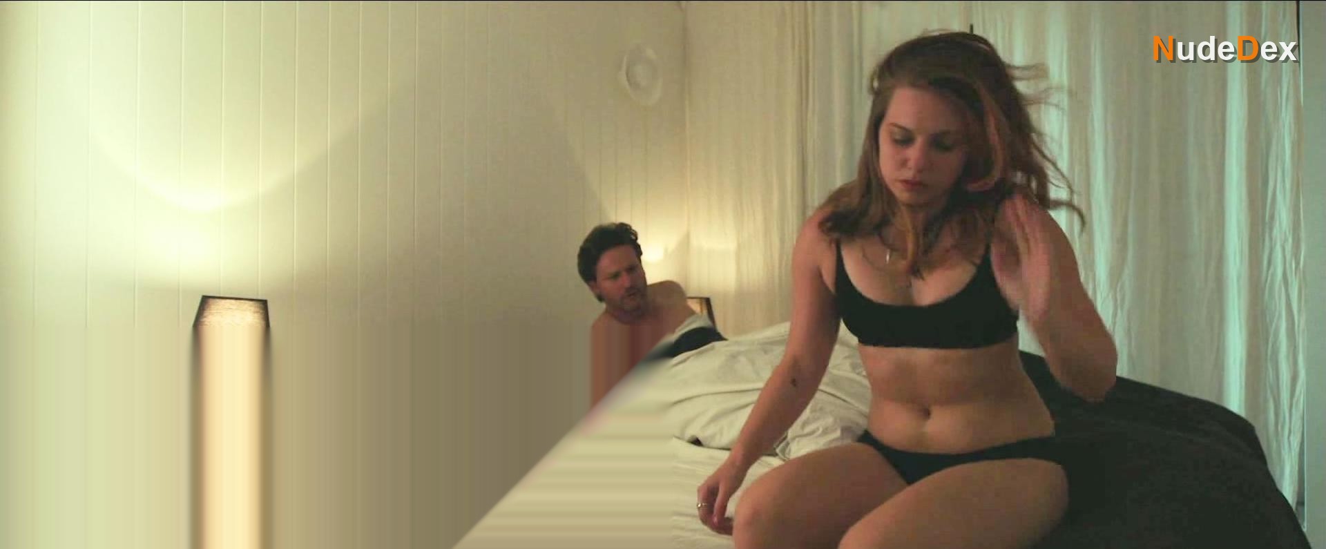 Nicole Pastor in Freelance, photo 24