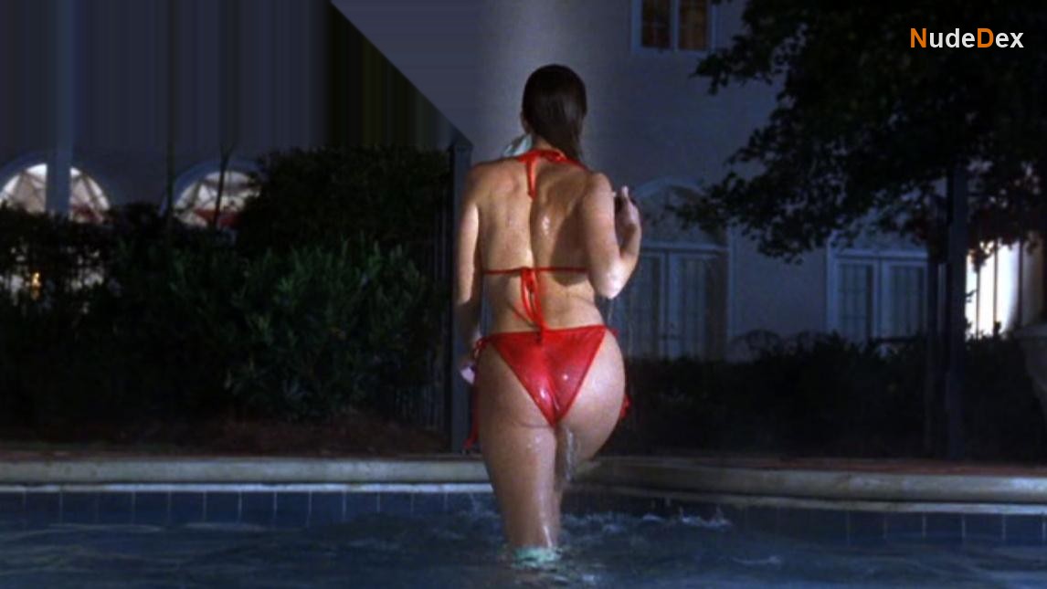 Nikki Cox in Run Ronnie Run, photo 2