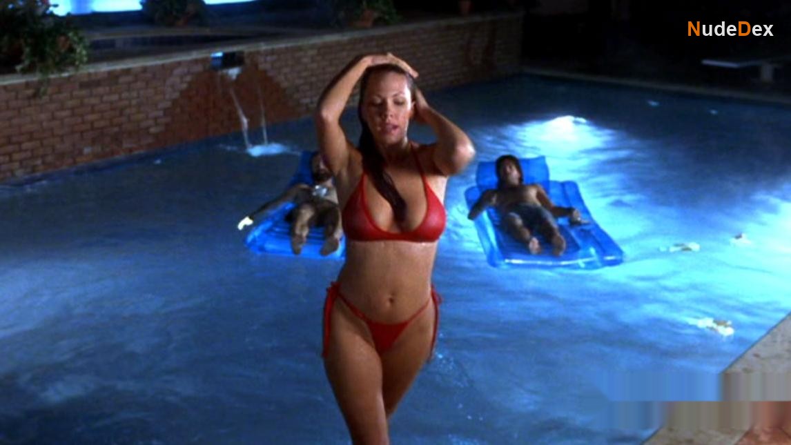 Nikki Cox in Run Ronnie Run, photo 3