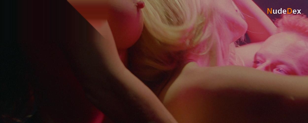 Nikki Fritz in Go, photo 4