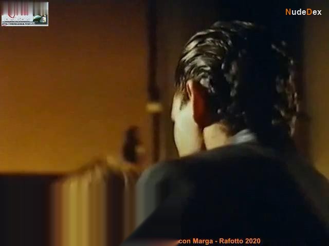 Nina Ferrer in No Hagas Planes Con Marga, photo 6