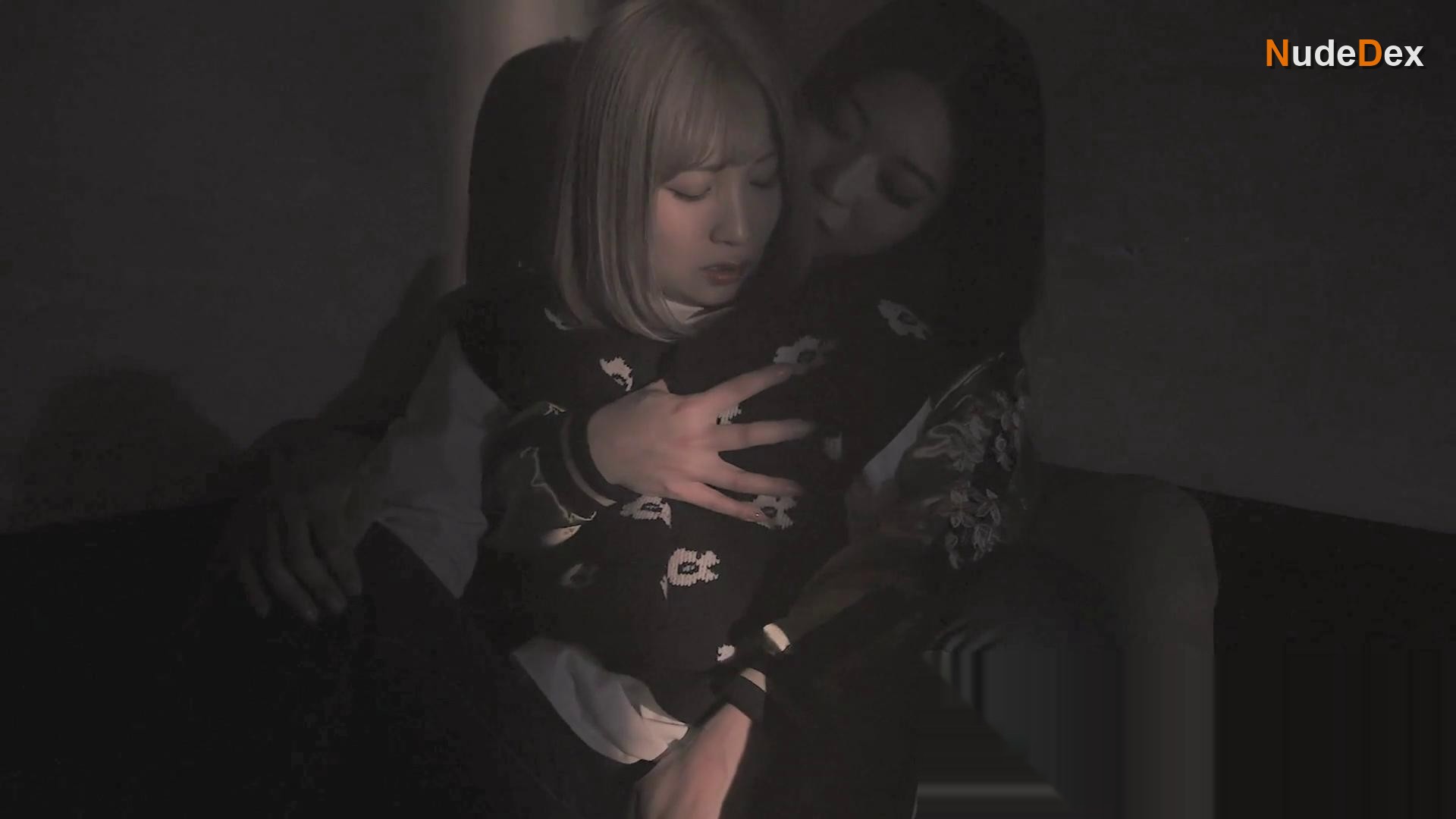 Noa Eikawa in Saaya Koharu, photo 9