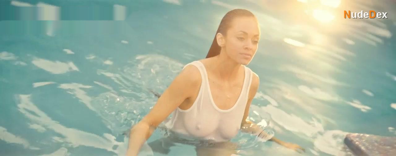 Noemie Maia in Trapped Inn, photo 63