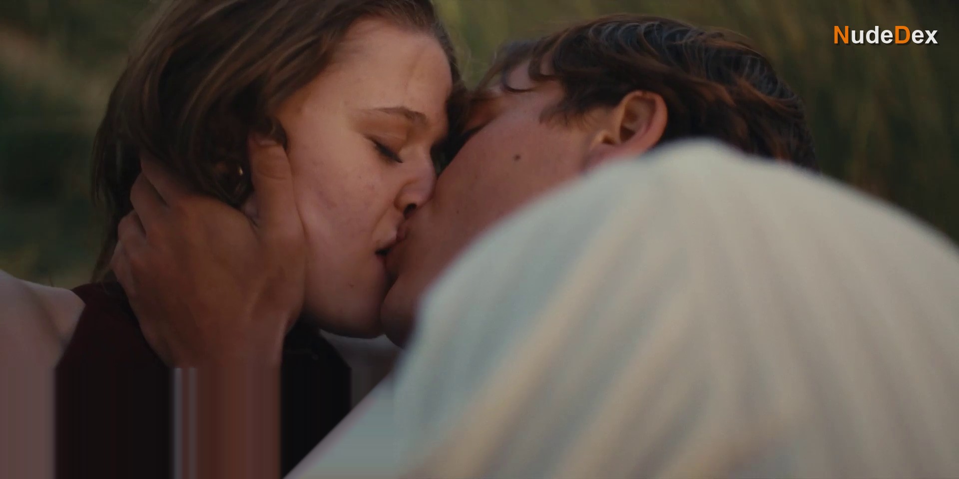 Nola Kemper in High Tides, photo 10