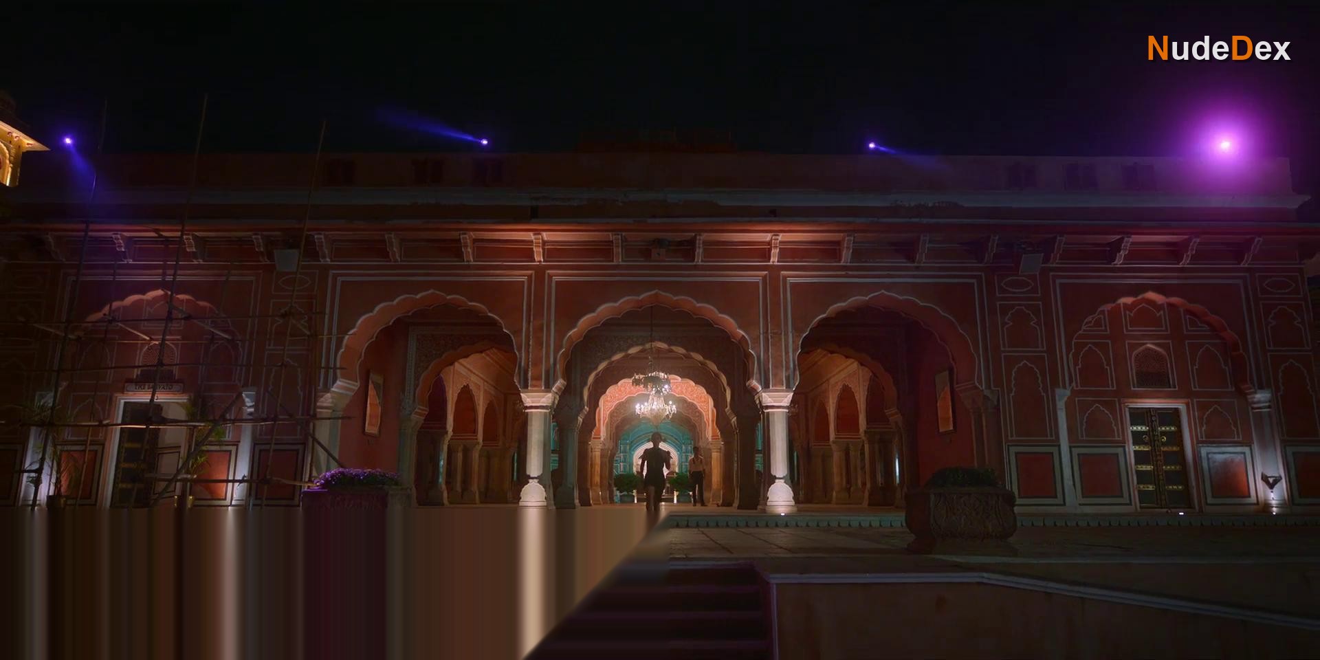 Nora Fatehi in The Royals, photo 28