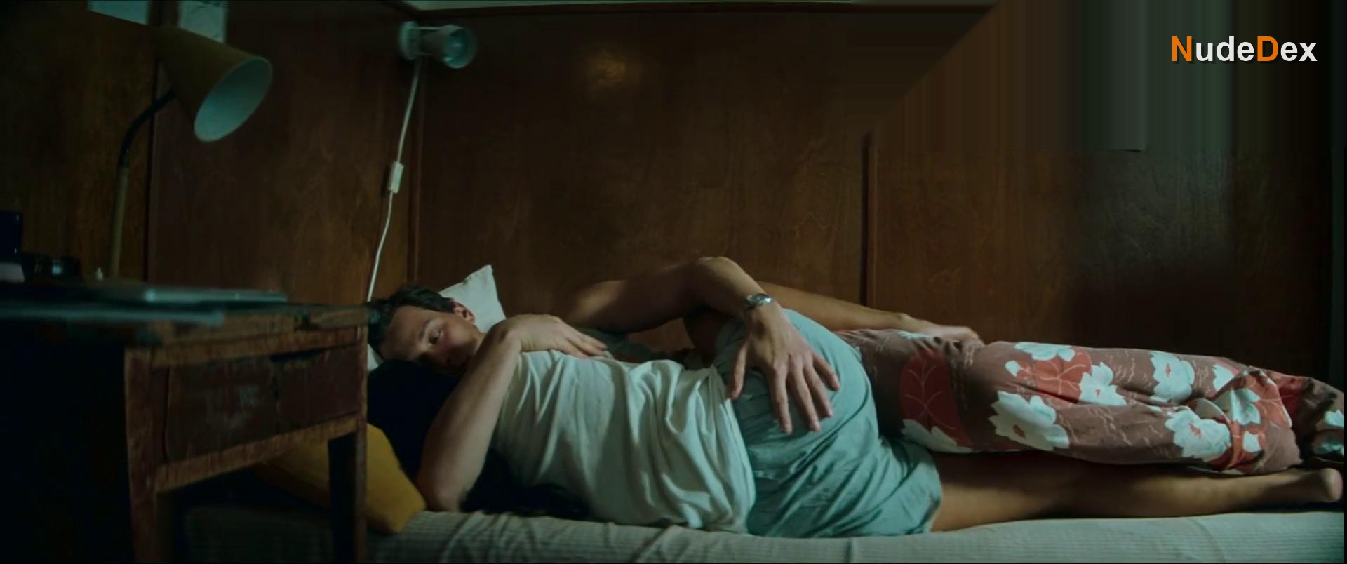 Nora Rios in An Honest Life, photo 14