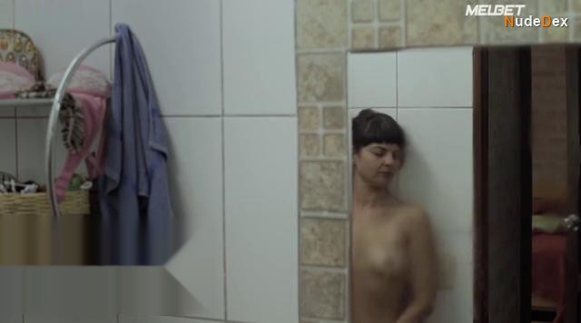 Nuria Frigola Torrent in What Couples Do, photo 1