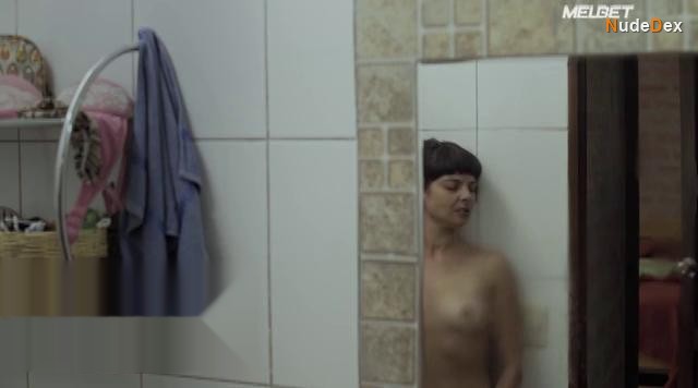 Nuria Frigola Torrent in What Couples Do, photo 3