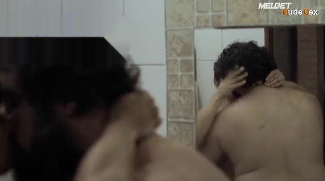 Nuria Frigola Torrent in What Couples Do, photo 4