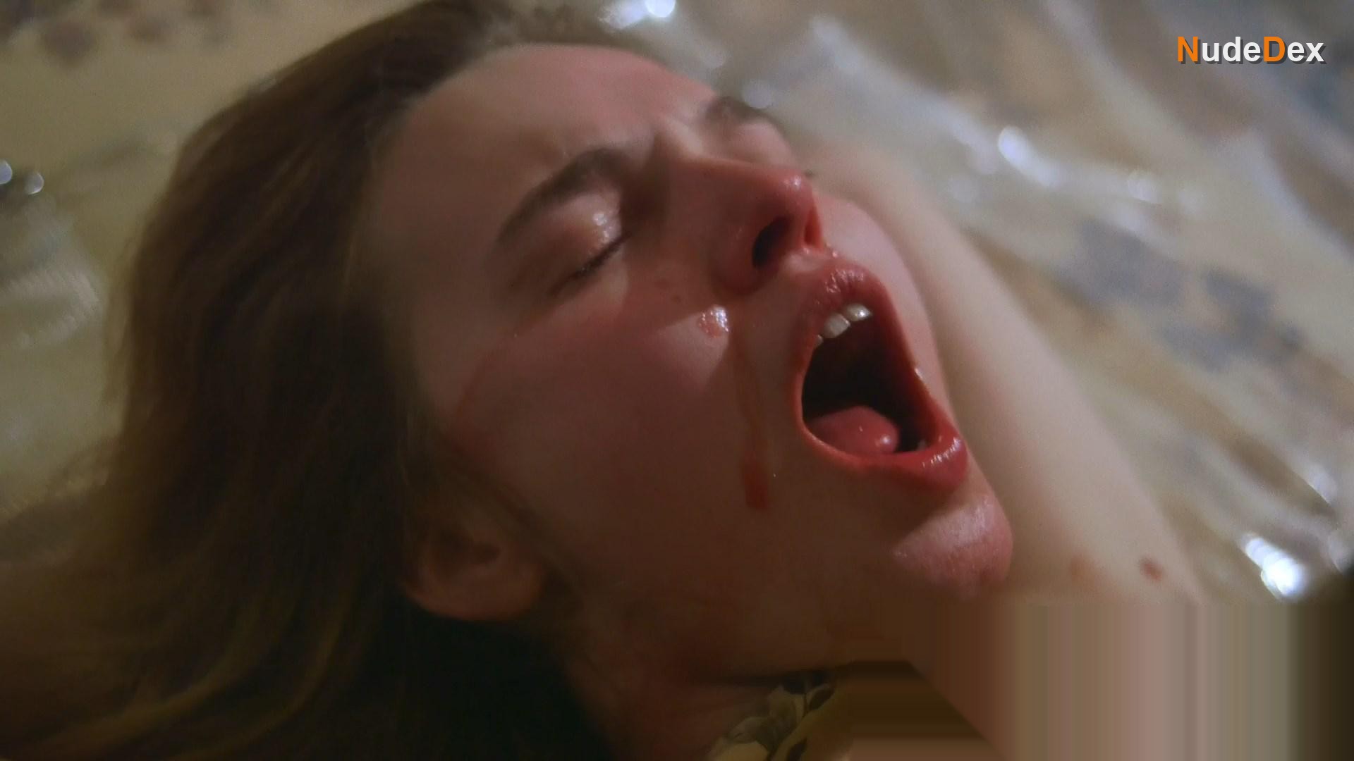 And She Hisses in And She Hisses, photo 7