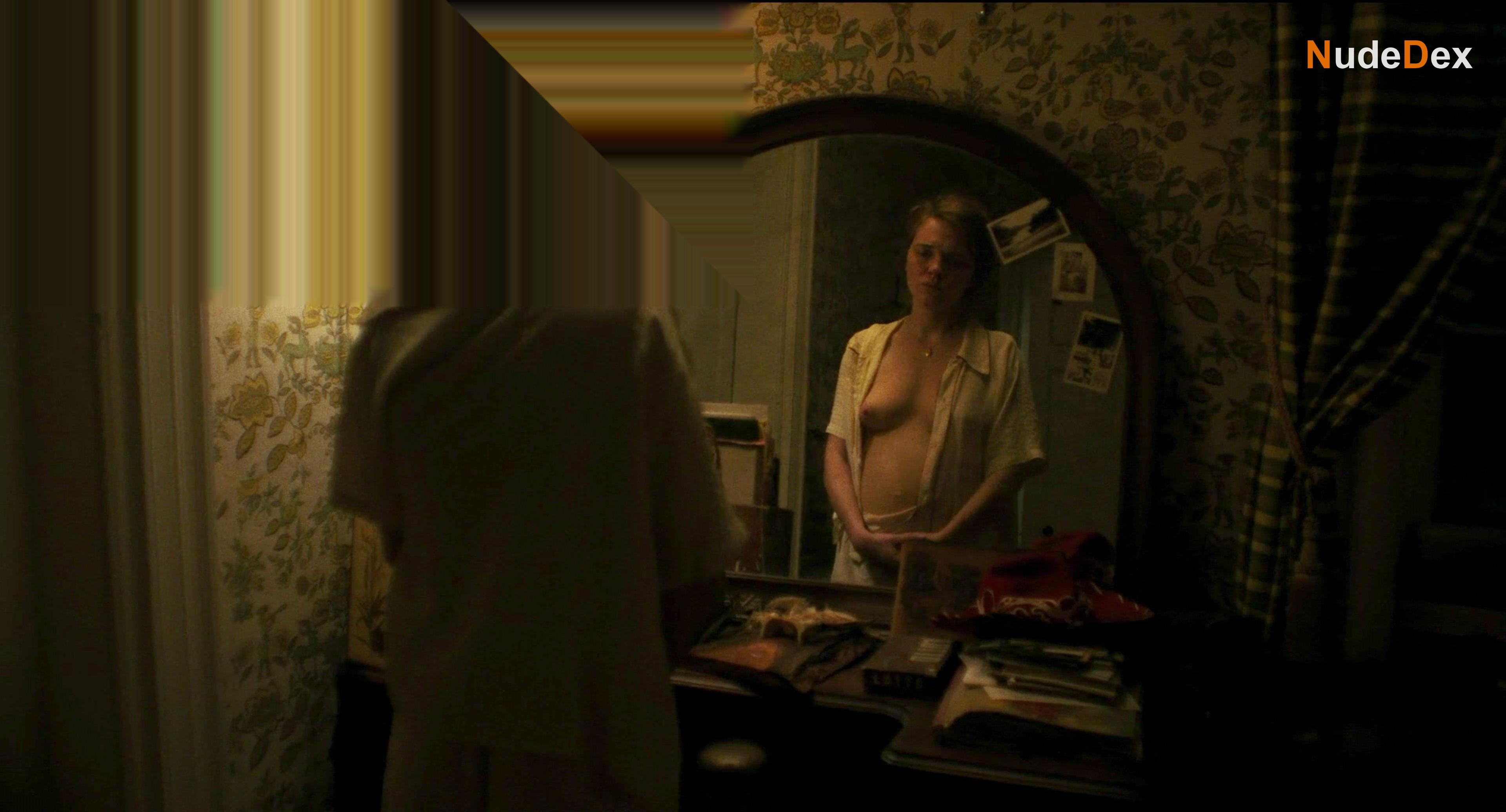 Odessa Young in Shirley, photo 8