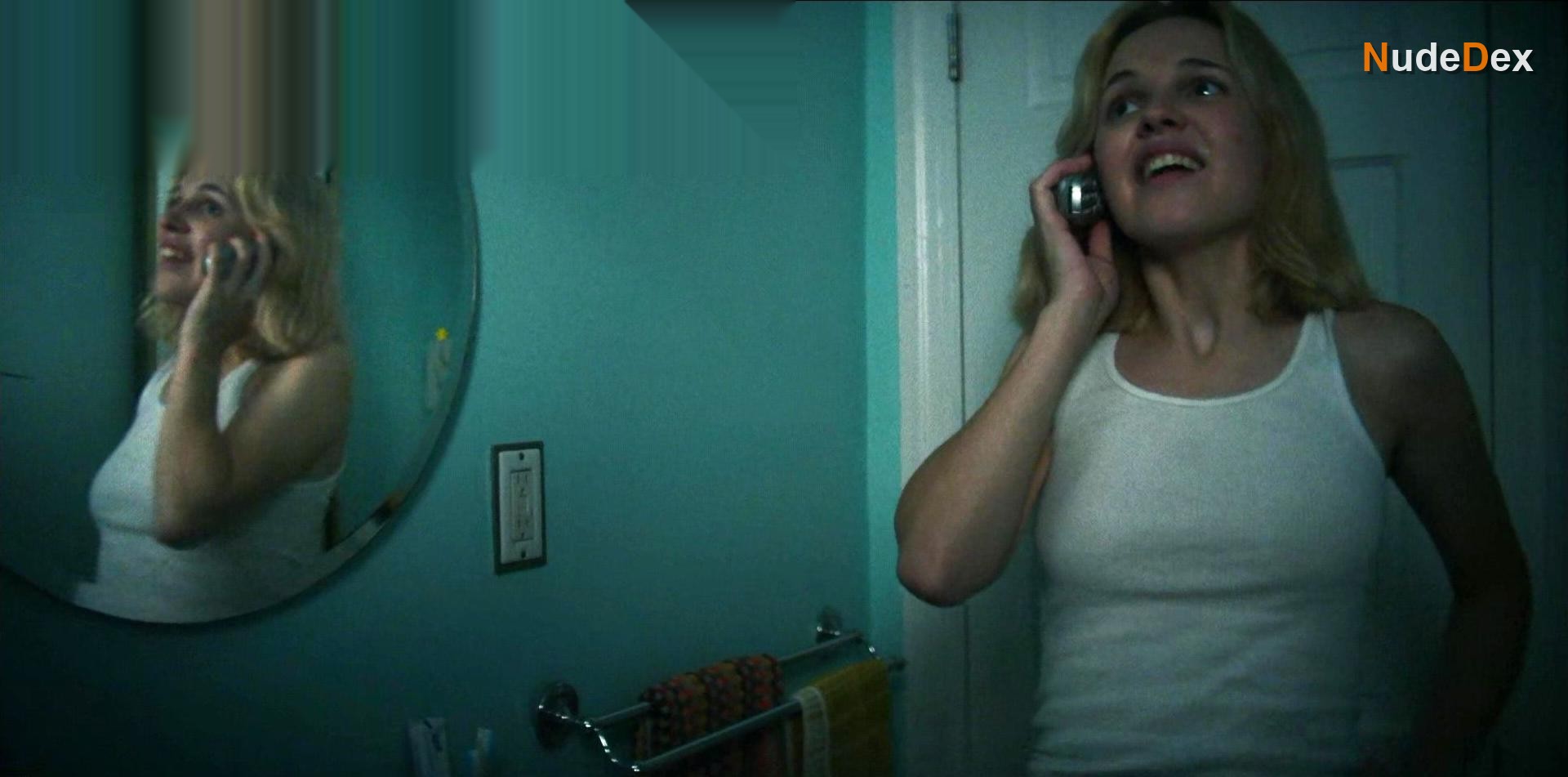 Odessa Young in The Staircase, photo 2