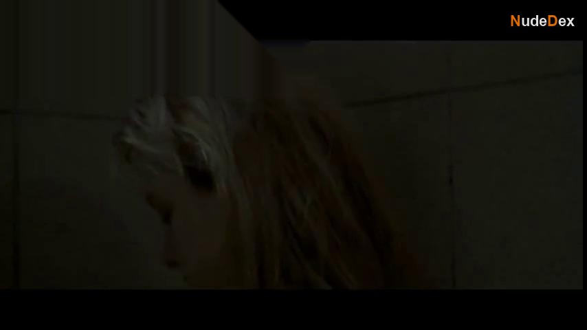 Odile Vuillemin in Le Doux Amour Des Hommes, photo 24