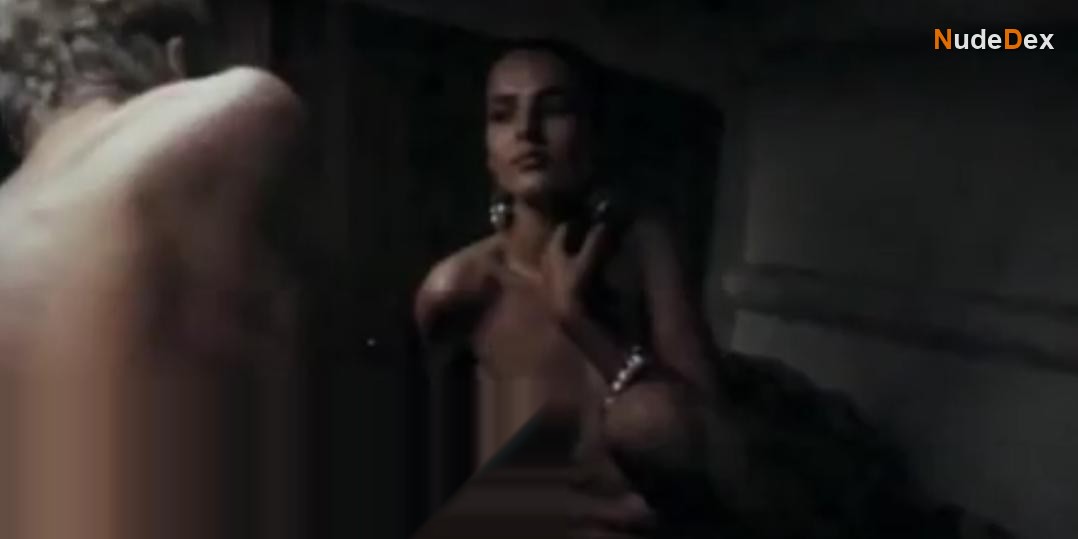 Oksana Fomichyova in Bukhta Smerti, photo 3