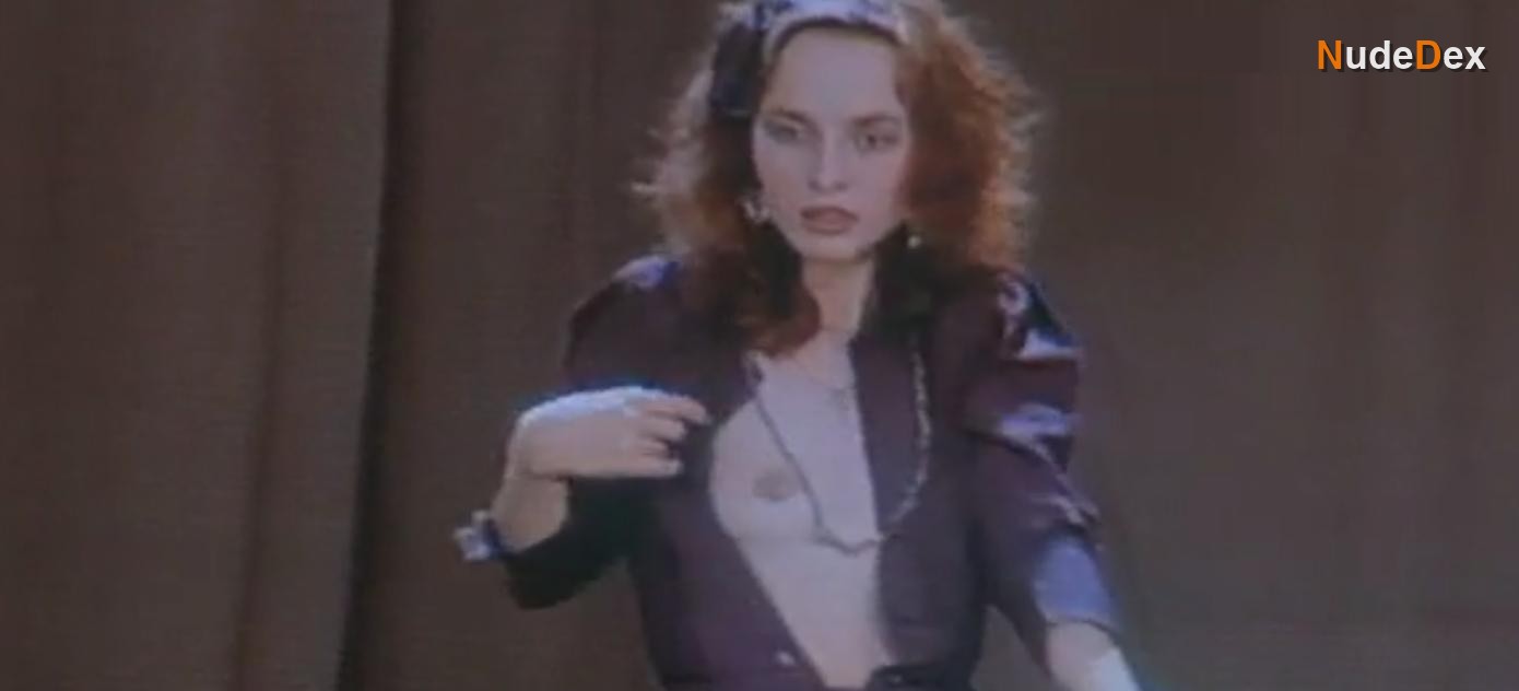 Oksana Fomichyova in Seks I Perestroyka, photo 3