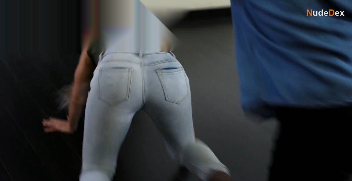 Olesya Rulin in Devious Nanny, photo 2