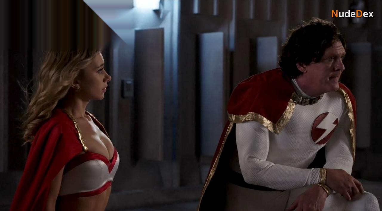 Olesya Rulin in Powers, photo 6