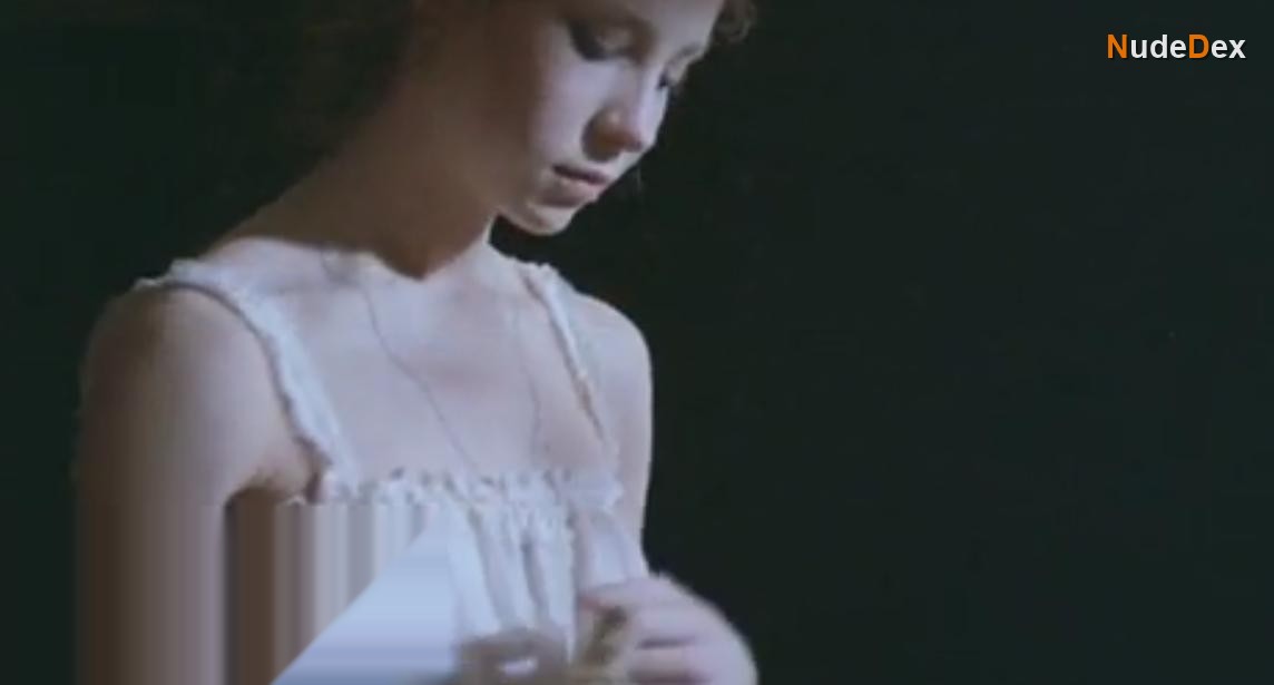Olga Melikhova in Dva Gusara, photo 3