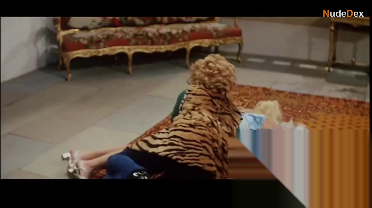 Olga Schoberova in You Are A Widow Sir, photo 1