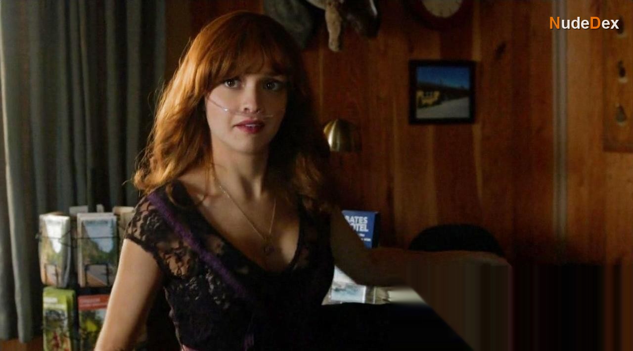 Olivia Cooke in Bates Motel, photo 8