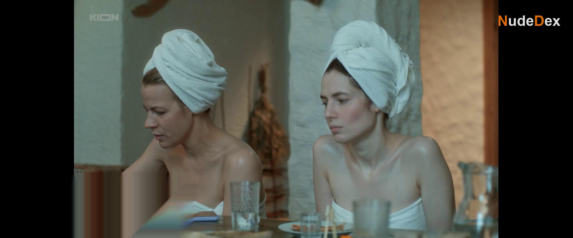 Olivia Cote in Born In 68, photo 8