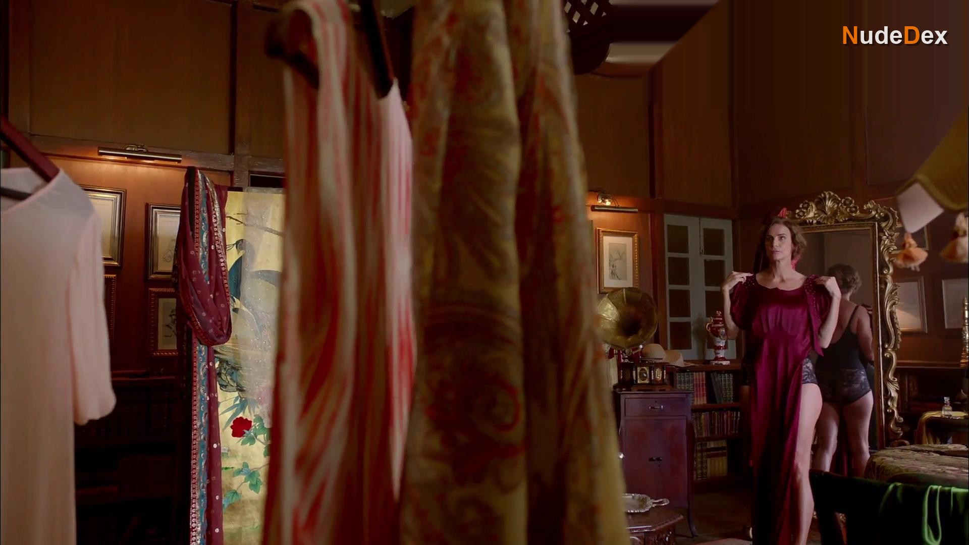 Olivia Grant in Indian Summers, photo 3