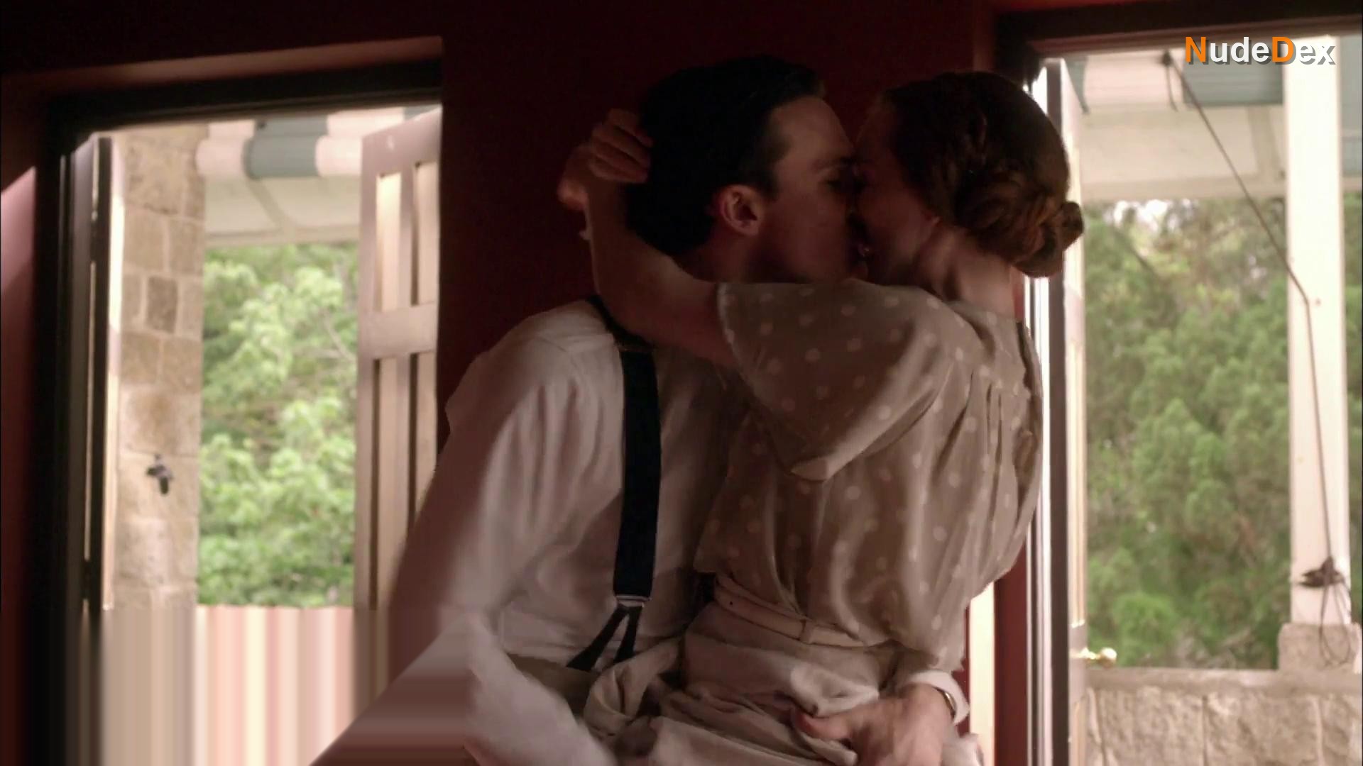 Olivia Grant in Indian Summers, photo 5