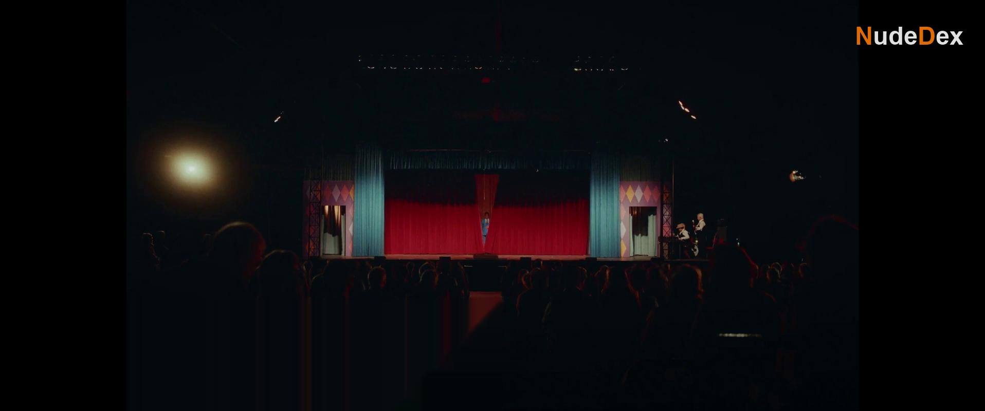 Olivia Joof Lewerissa in Chorus Girls, photo 4