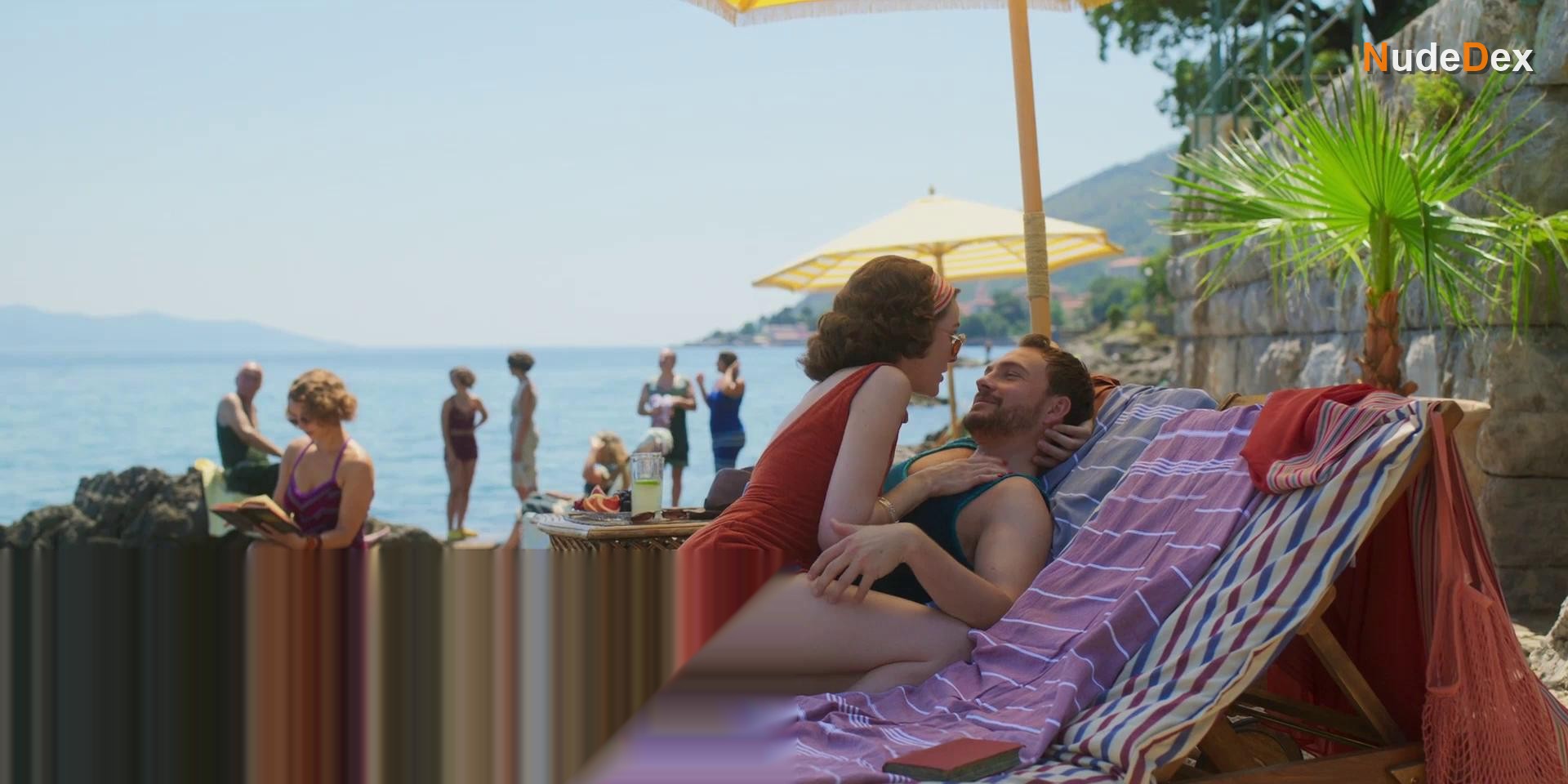Olivia Morris in Hotel Portofino, photo 5