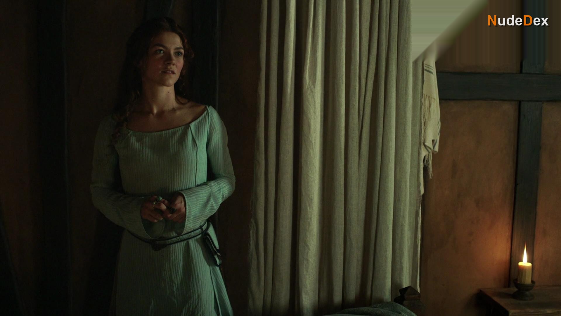 Olivia Ross in Knightfall, photo 3