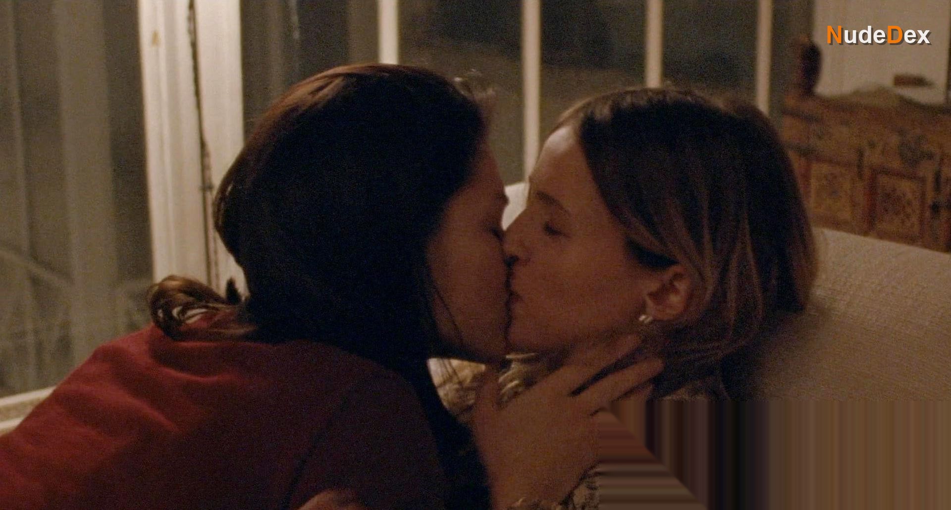 Olivia Ross in Non Fiction, photo 1