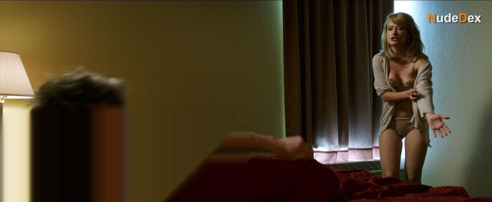 Olivia Wilde in Better Living Through Chemistry, photo 10